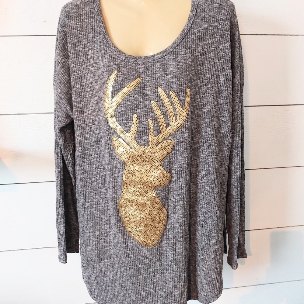 Pink Blush XL reindeer sequins sweater🦌